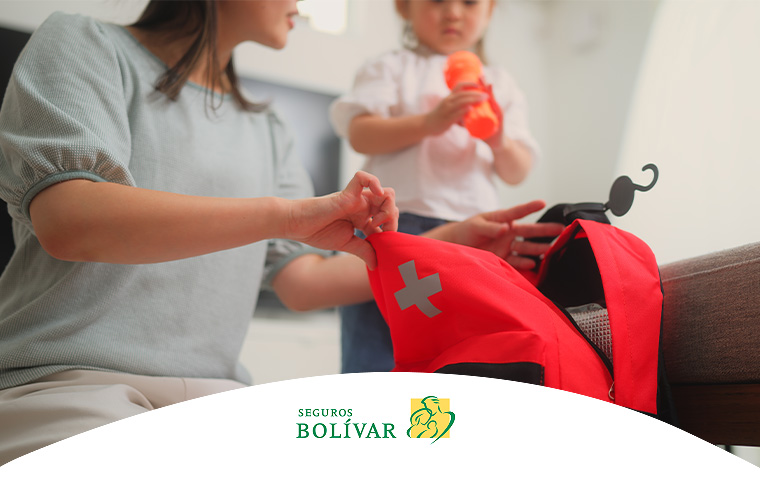 kit-de-emergencias-que-elementos-son-imprescindibles-seguros-bolivar